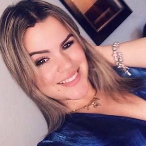 Meet your Posher, Melanie